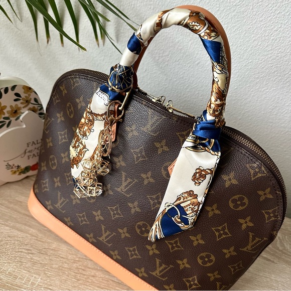 🌼AUTHENTIC Louis Vuitton Alma PM🌼 - Picture 3 of 13